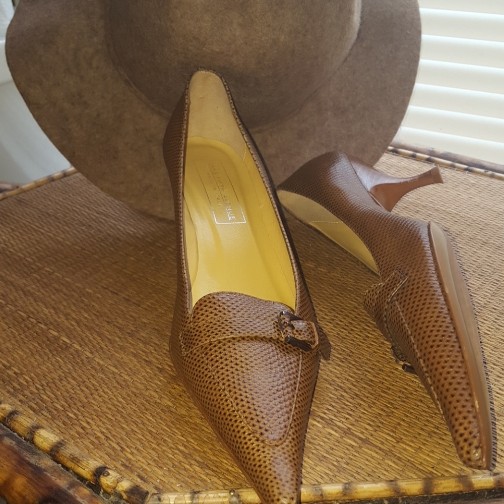 Saks Fifth Avenue Italian Leather Ladies Shoes